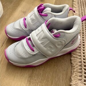 UNDER ARMOUR ZONE BB2 JUNIOR GIRLS' MID TOP BASKETBALL SNEAKER Sz: 4